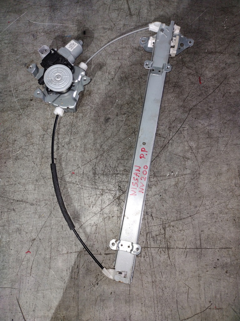 фото №1, Механизм стекло правый перед nissan nv200