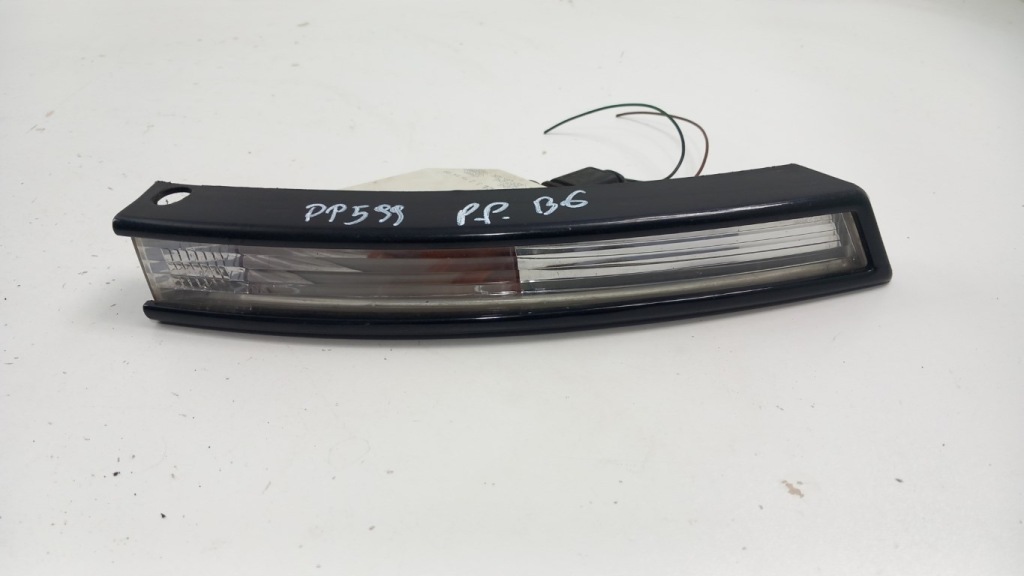 Купить Vw passat b6 поворотник перед правый