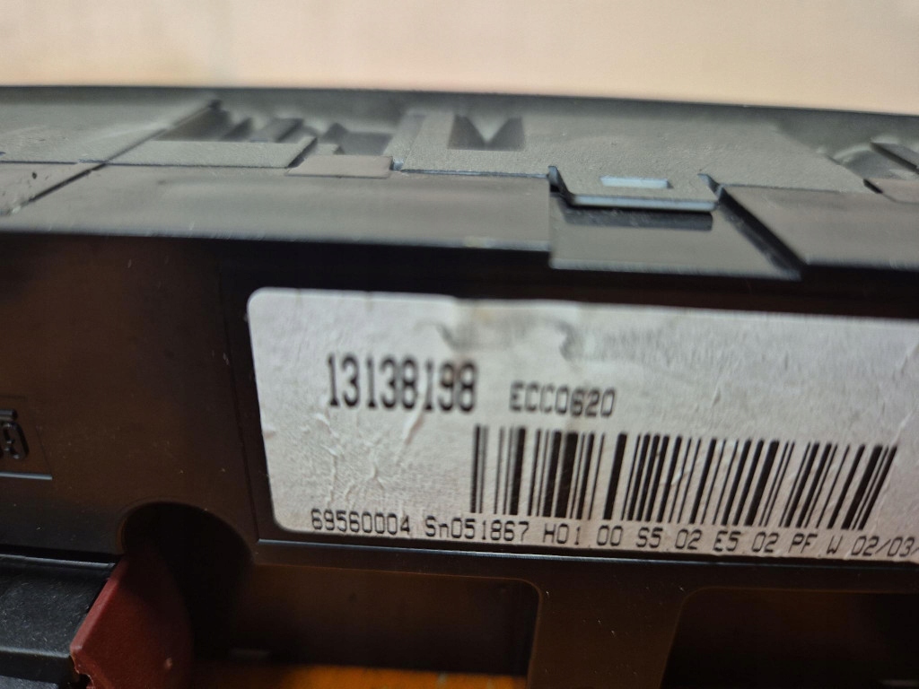 фото №6, Opel vectra c 02-05 панель кондиціонера обдув 13138198 z19dth