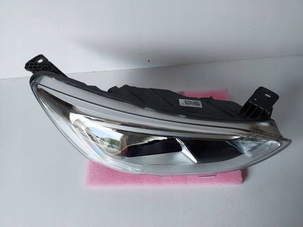 Ford focus mk4 фара правий перед звичайна led Зі Шроту