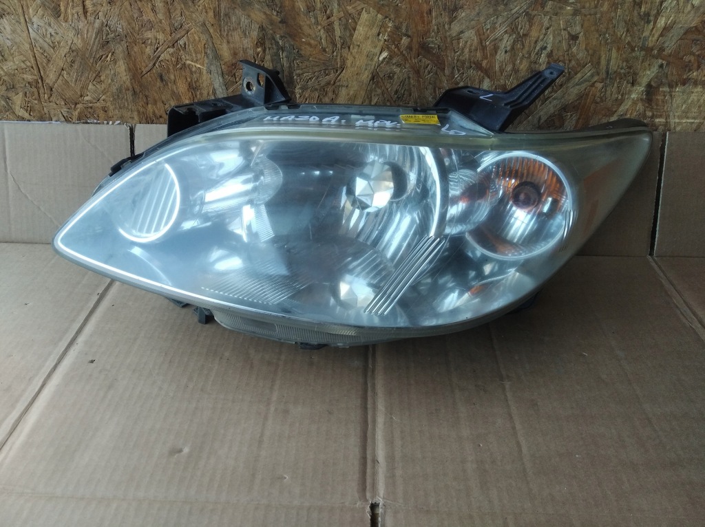 Купить Лампа перед левая mazda mpv