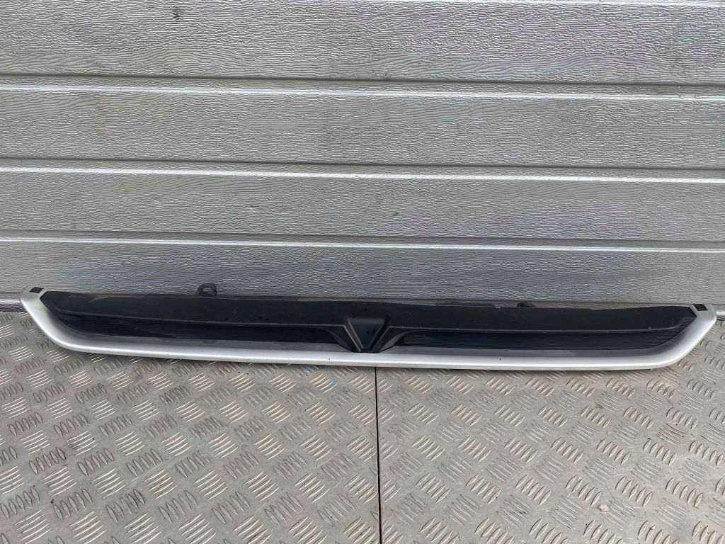 Купити Lexus ct200h спойлер накладка бампера задня 52199-76010