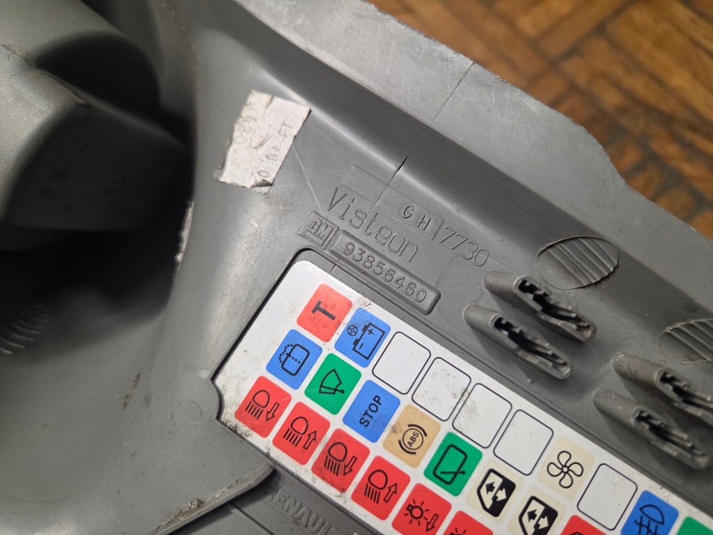 фото №7, Opel vivaro a кронштейн na кружка левый 93856460 8200485615