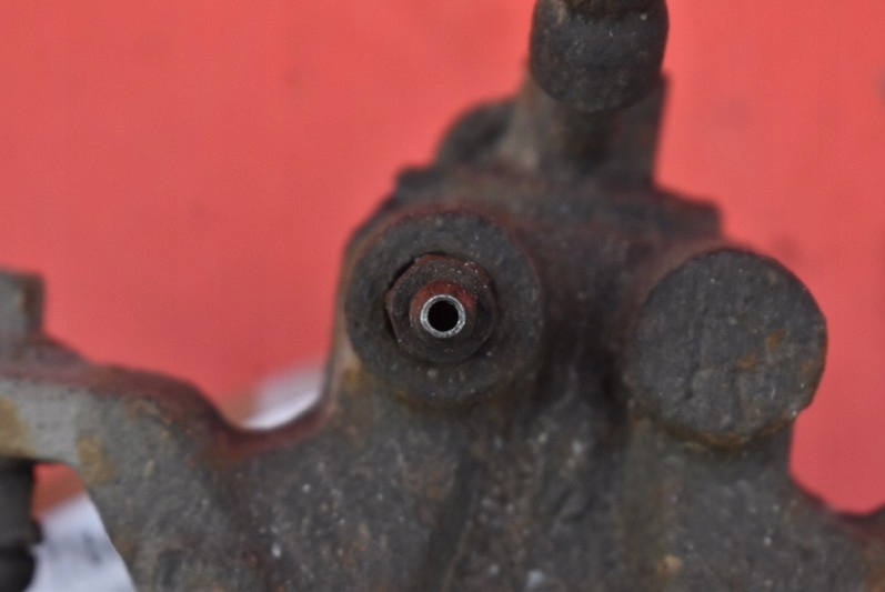 фото №2, Суппорт правый задняя nissan pathfinder r51 2.5 dci 06r