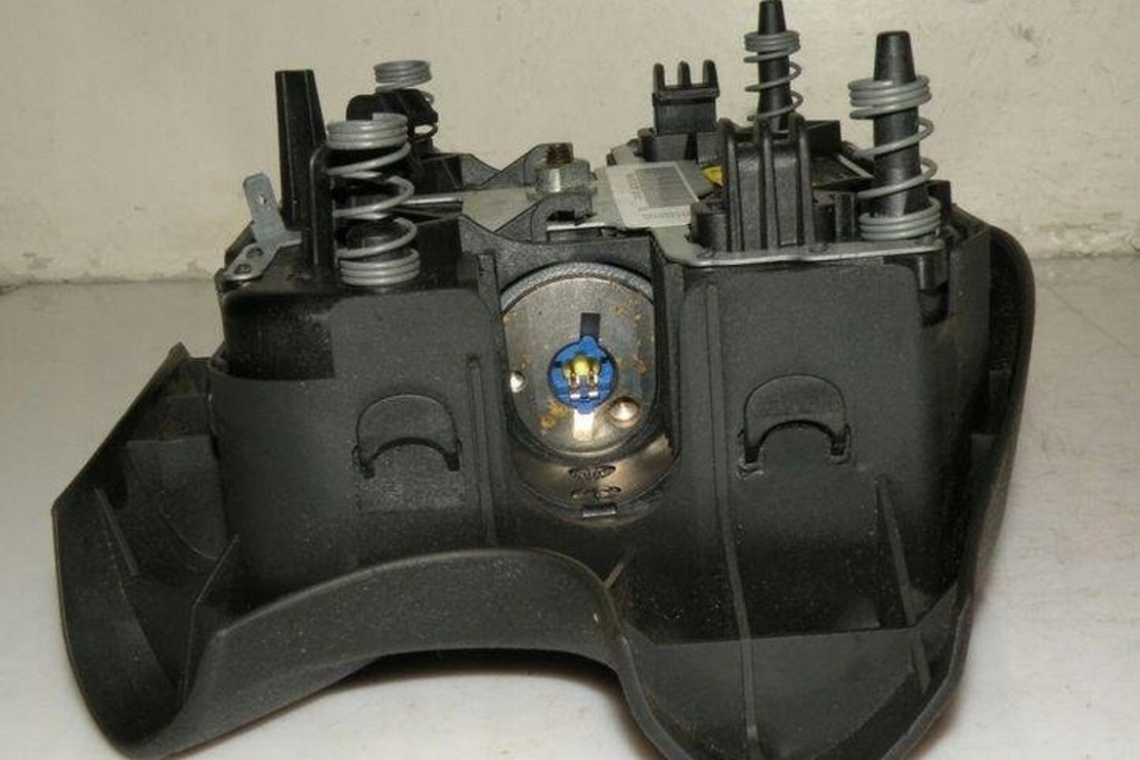 фото №8, Подушка безопасности водителя nissan primera p12 6005158c 1.8l бензиновый 85kw 2004