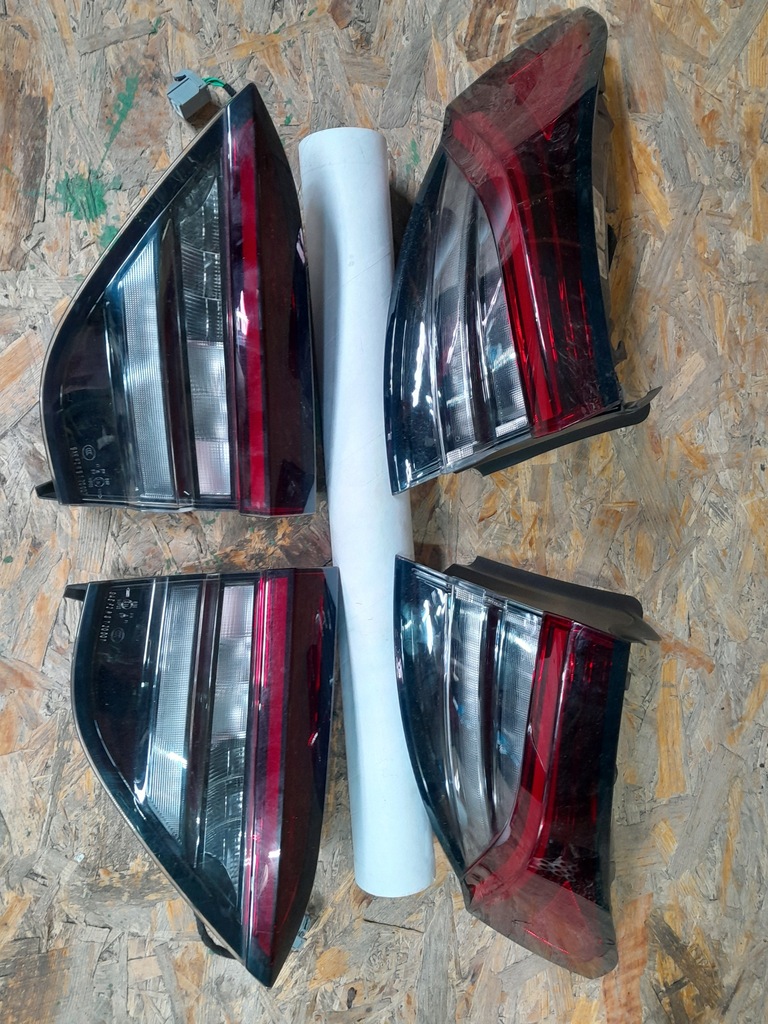 фото №1, Maserati levante trofeo lift лампы задняя kpl dark europa