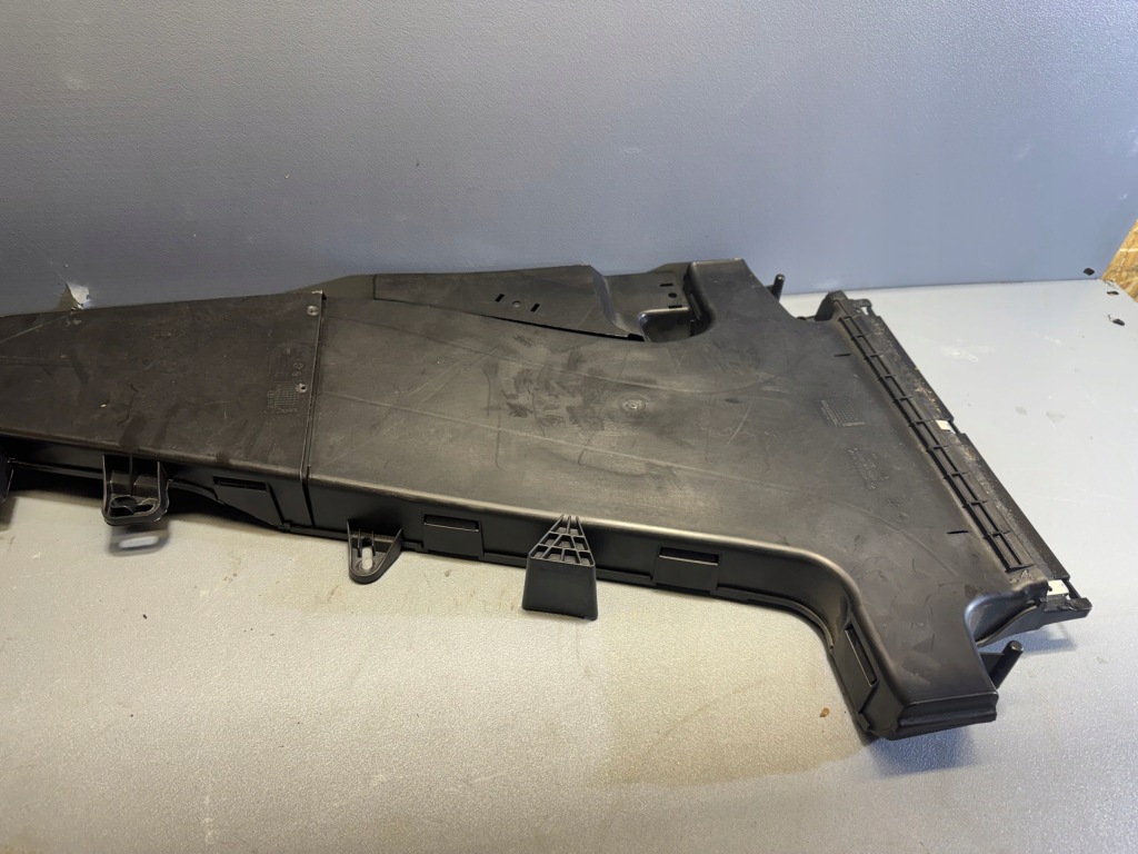 Mercedes sprinter 906 впуск повітрозабірник повітря a9068306000 a9068300623 Недорого