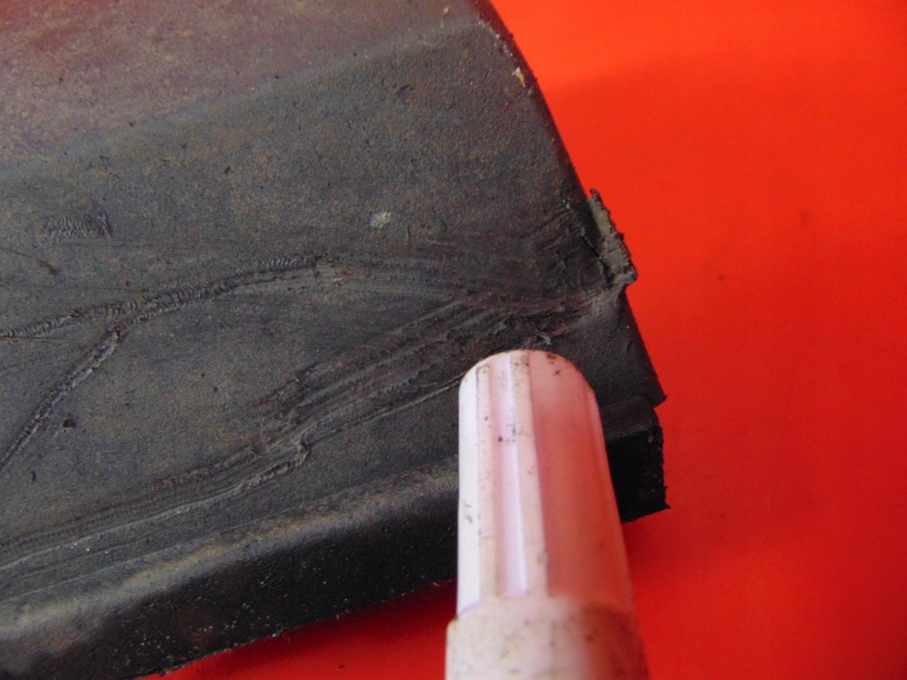 фото №11, Peugeot 2008 i 13- молдинг накладка порог правая