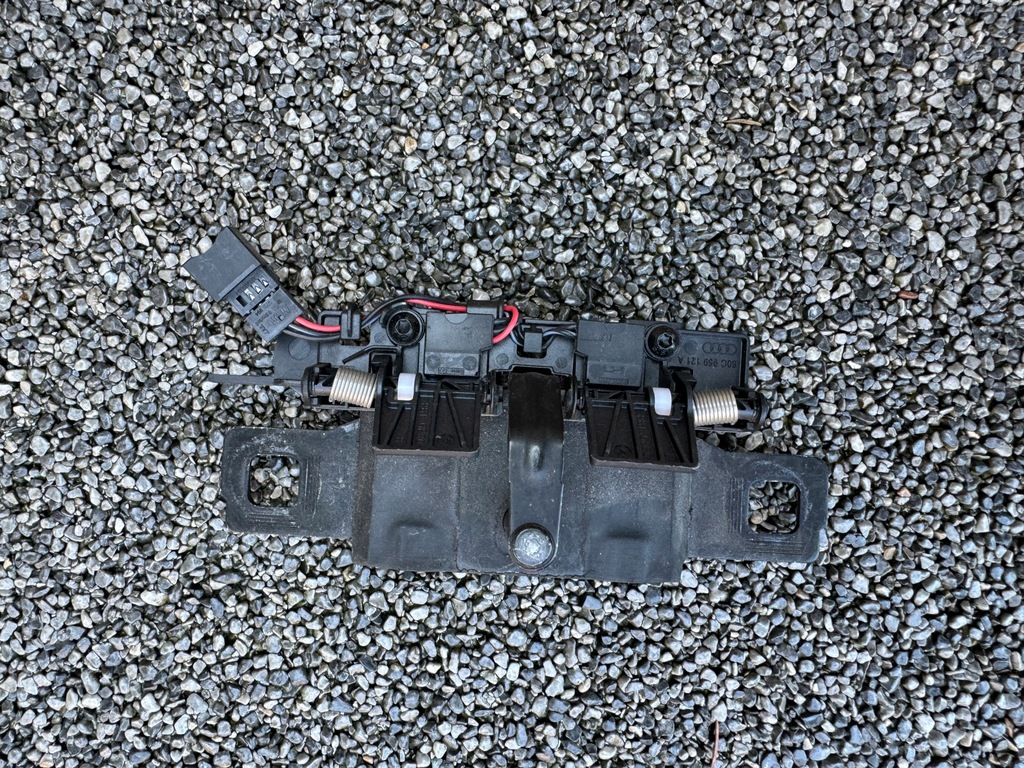 фото №1, Замок кришки audi q5 80a