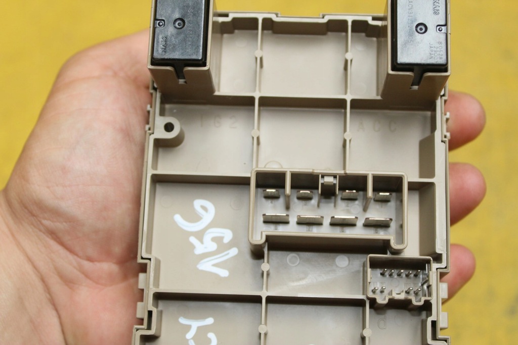 фото №7, Модуль запобіжників lb101001b legacy iv 2.0 d