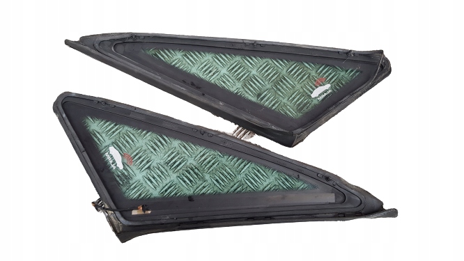 фото №1, Audi a8 d2 скло кузов ліва права задня трикутник