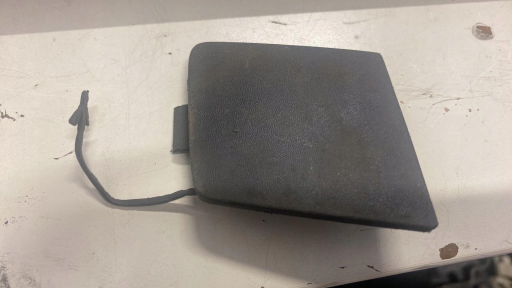 фото №1, Ducato заглушка фаркоп бампера перед 1307988070