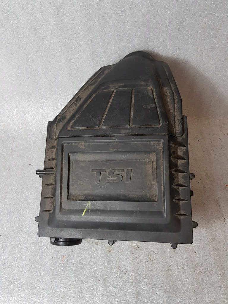 фото №5, Корпус фильтра воздуха 1.0tsi audi a1 04c129620a