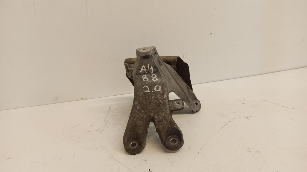 фото №1, Audi a4 b8 кронштейн подушка двигателя 8k0199308ap