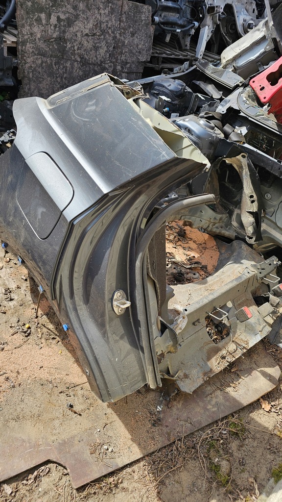 фото №3, Vw t-roc 23r чверть правий задня