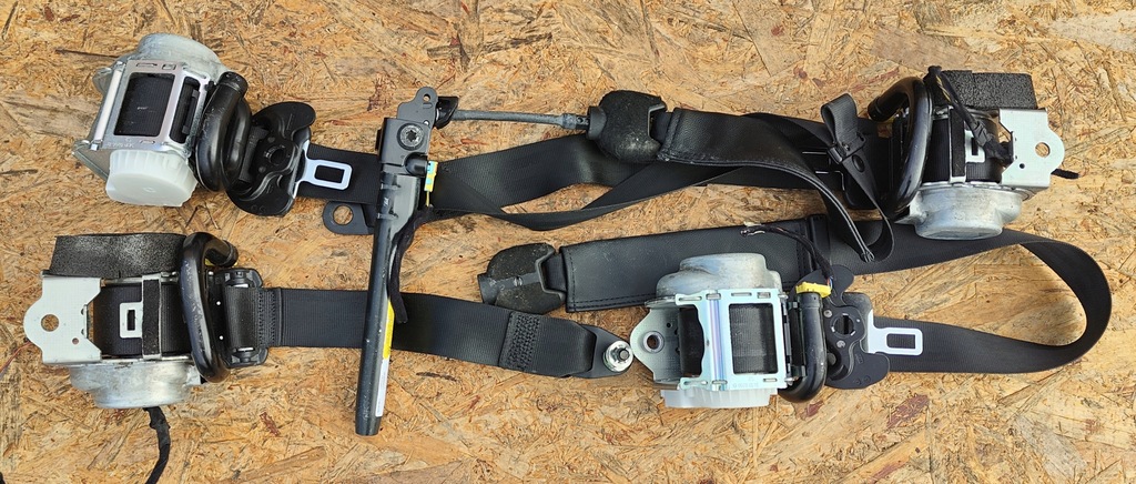 фото №14, Консоль панель приладів подушка безпеки ремені alfa romeo stelvio оригінал !!!