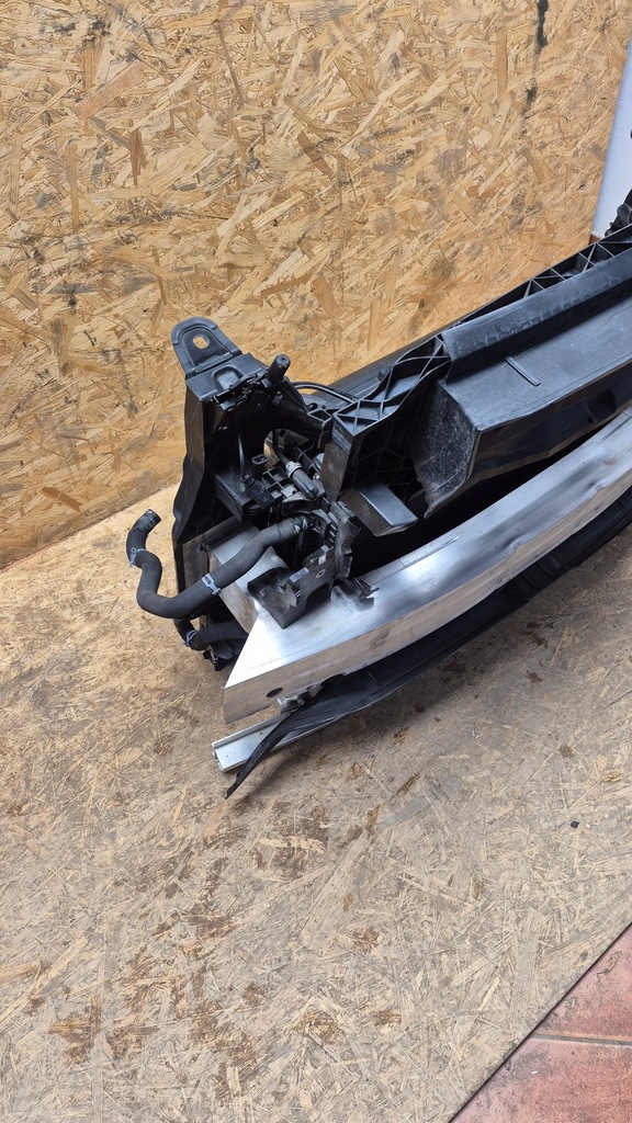 фото №11, Капот бампер лампи радіатор перед kompletny audi e-tron s-line q8 e-tron