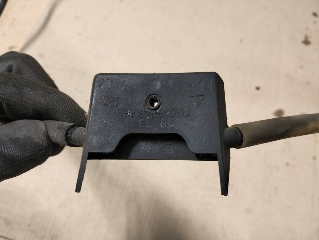 Злив води з фари porsche boxster 986 99663169300 Київ