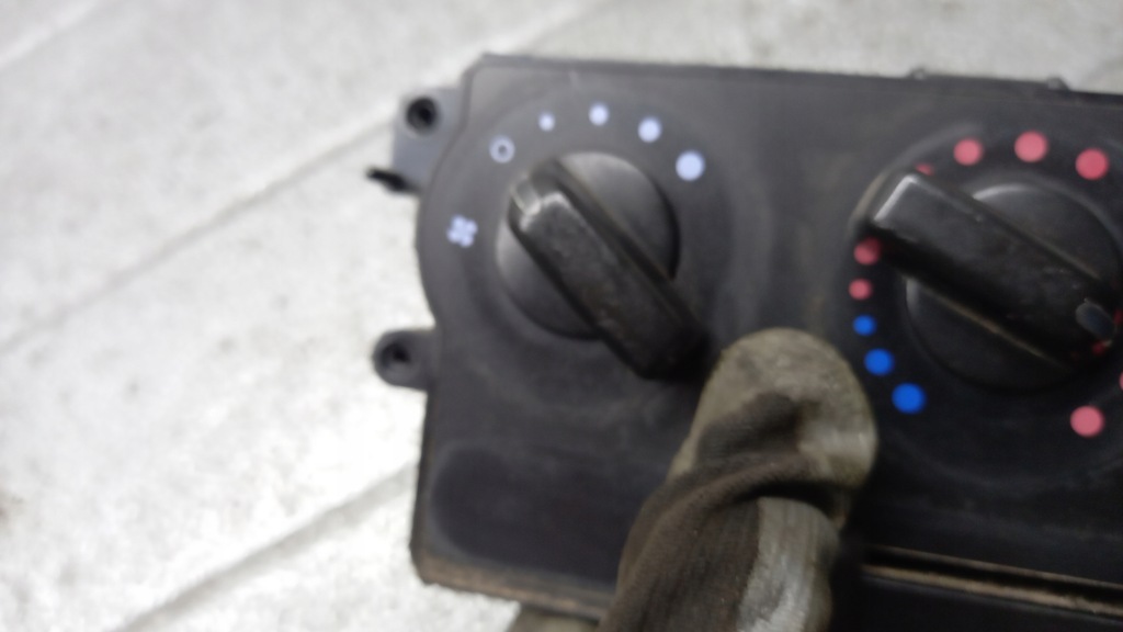 фото №6, Панель кондиционера nissan micra k11 lift 02r