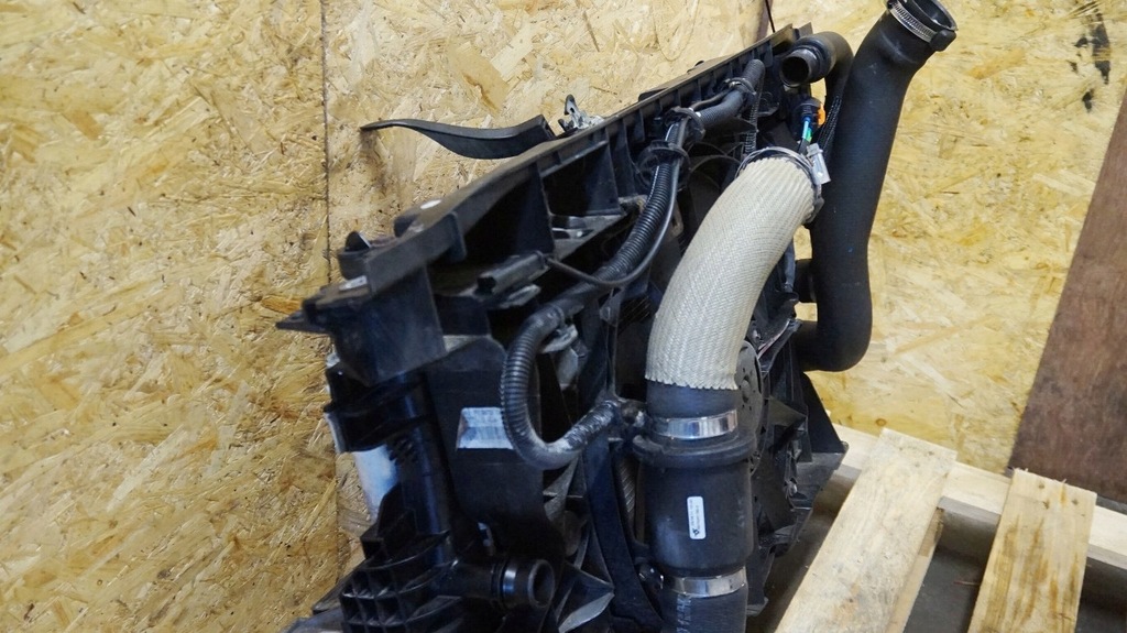 фото №10, Pas передній підсилювач citroen c4 ds4 1.6thp 200