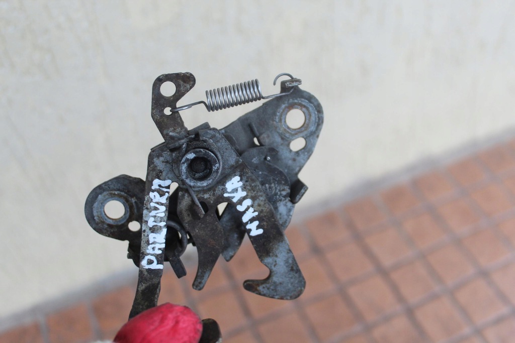 фото №4, Замок капот peugeot partner i