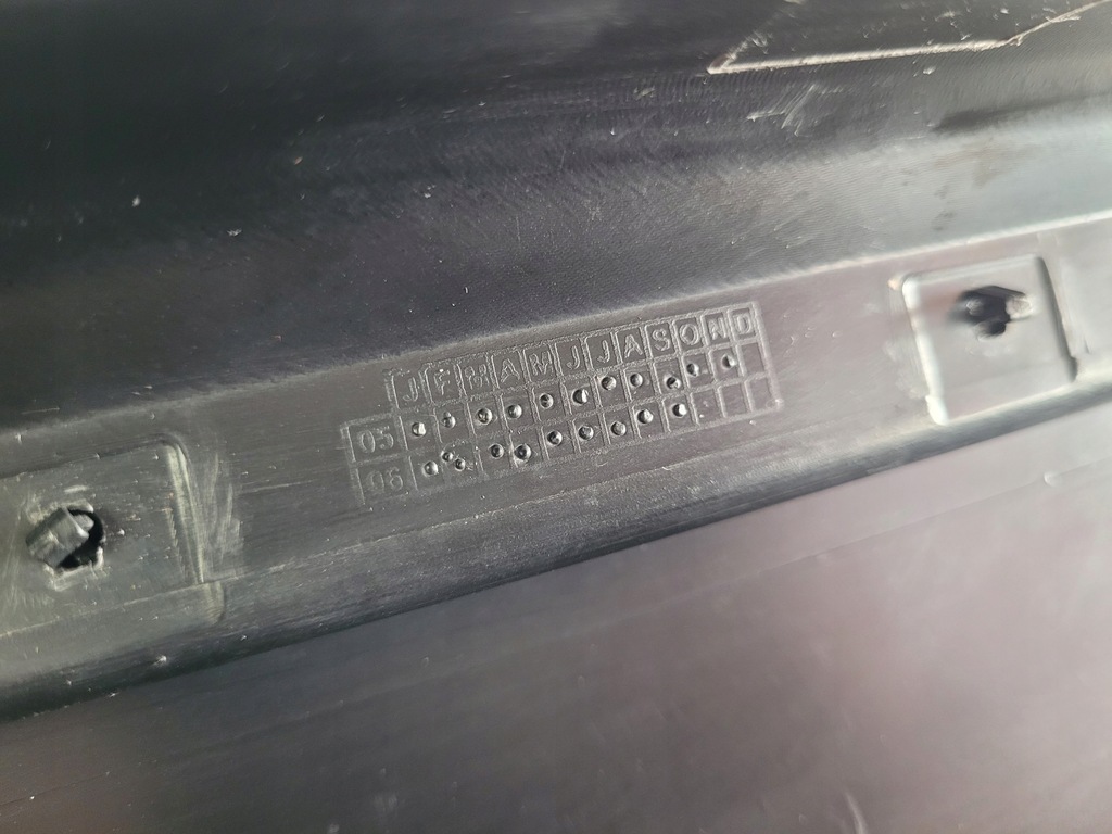 фото №14, Volvo оригинальный номер 30744339 молдинг порог накладка