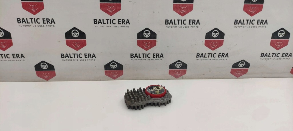 фото №1, Bmw x5 f15 2015 element лампи передньої