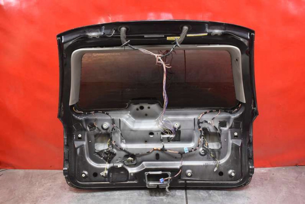 фото №10, Крышка багажника багажника задняя задняя czarna chrysler grand voyager 4 iv 01-04