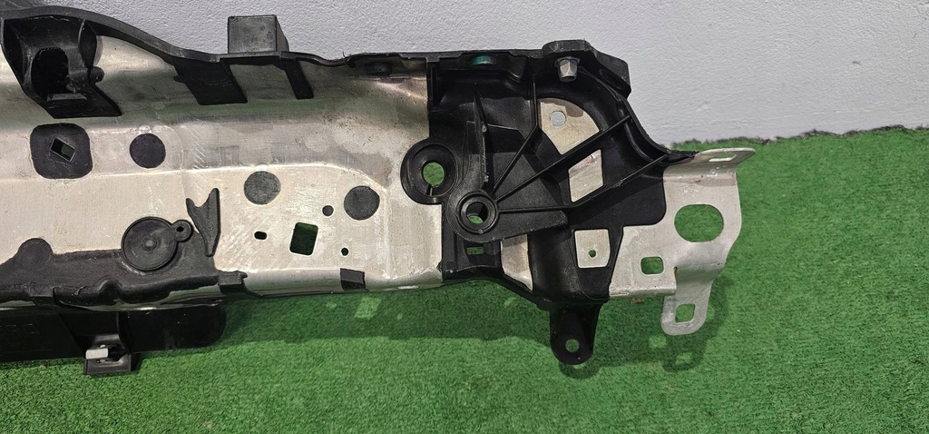 фото №9, Захист замка капот перед porsche macan 95b 95b805931g