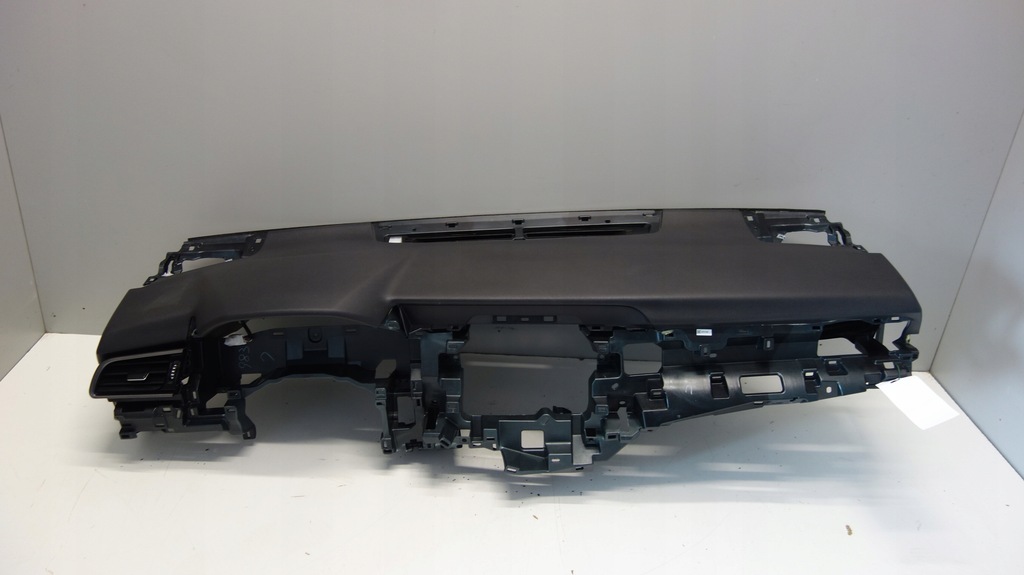 фото №1, Toyota camry панель приладів консоль оригінал