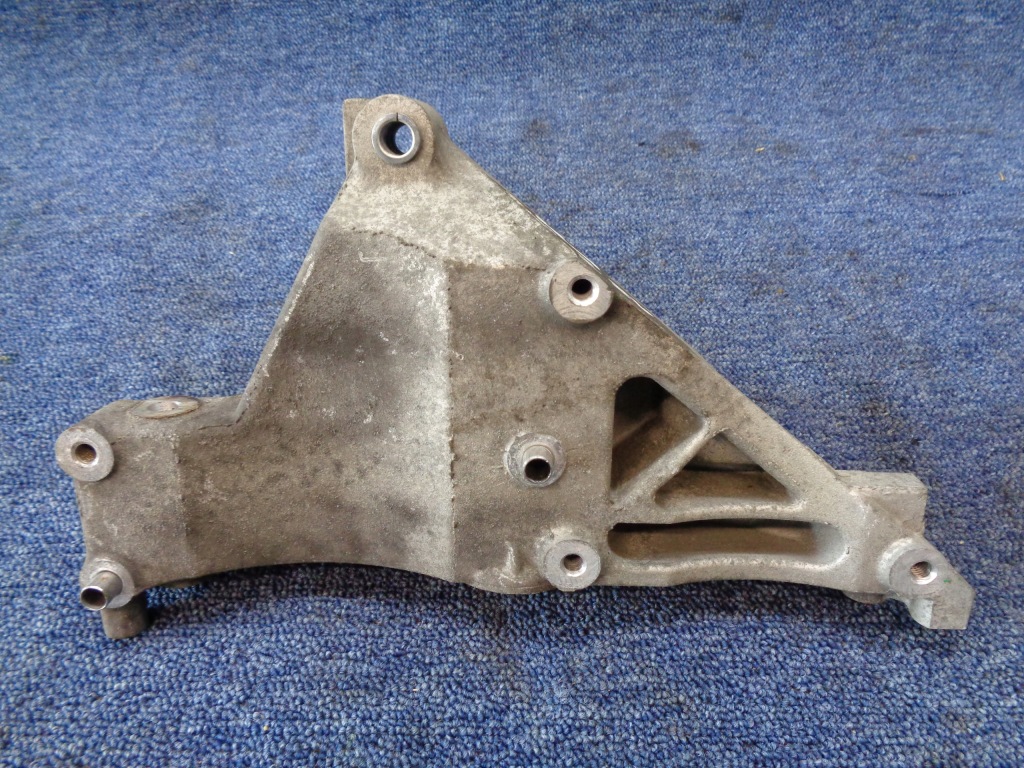 Кронштейн основание генератора 46820385 ford fiat alfa romeo lancia Недорого