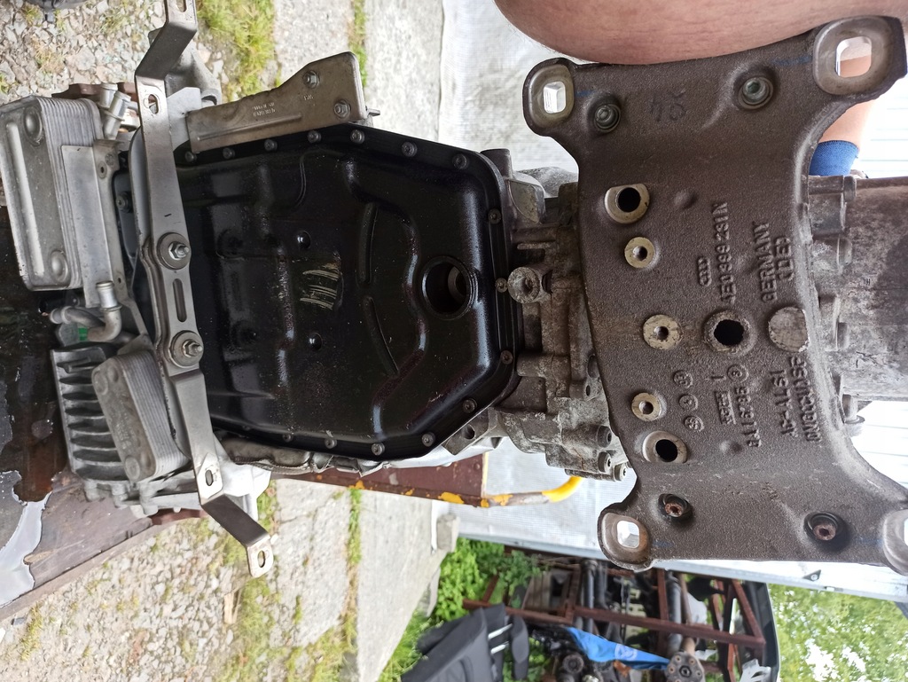 фото №8, Audi a8 s8 d3 5.2 6.0 w12 коробка передач автоматична коробка передач hkw 6hp-26 zf пошкоджена піддон