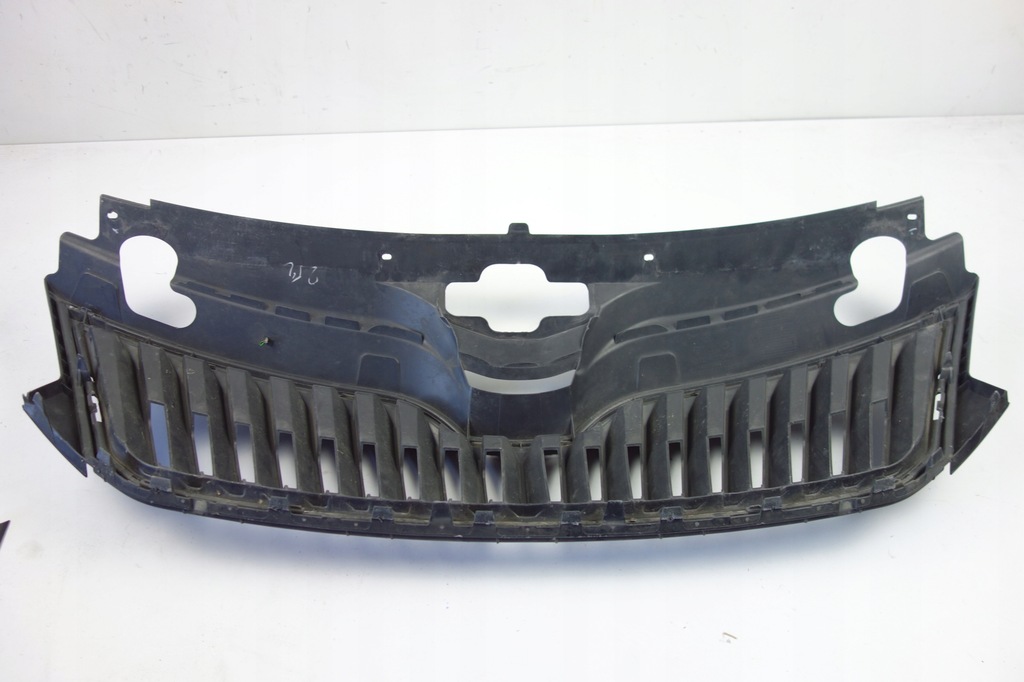 фото №2, Решітка радіатора решітка радіатора skoda rapid 12- 5ja853668