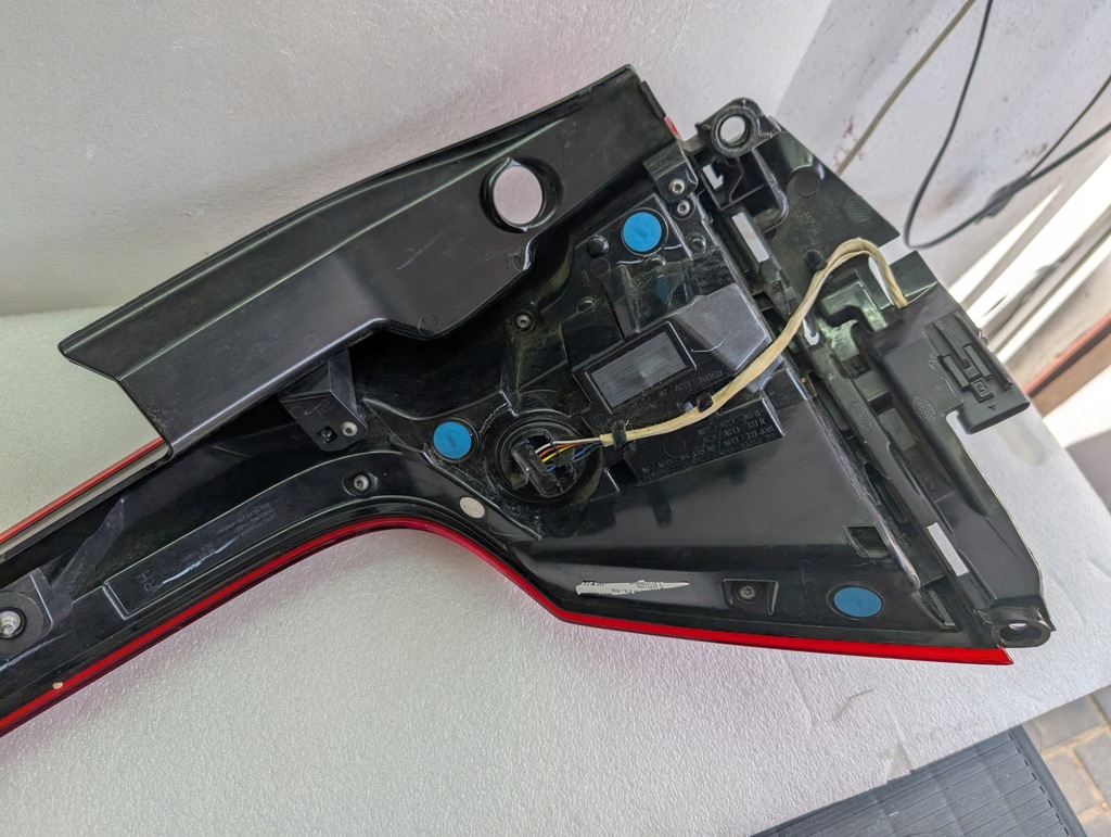 фото №13, Volvo v60 ii лампа права задня правий задня 32291359