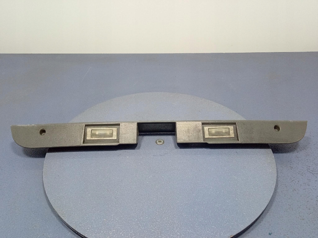 фото №5, Mercedes vito w638 молдинг накладка крышки задний багажника задняя a6387430230