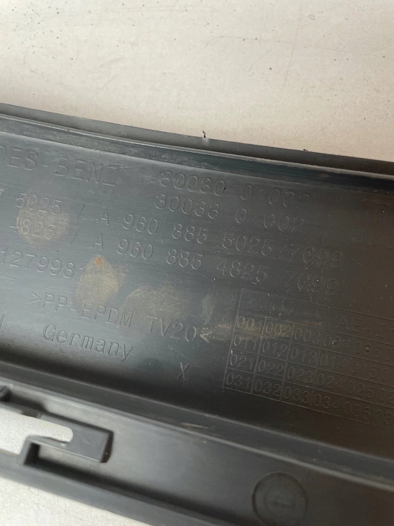 фото №9, Панель фары нижний бампер противотуманной фары mercedes actros mp4