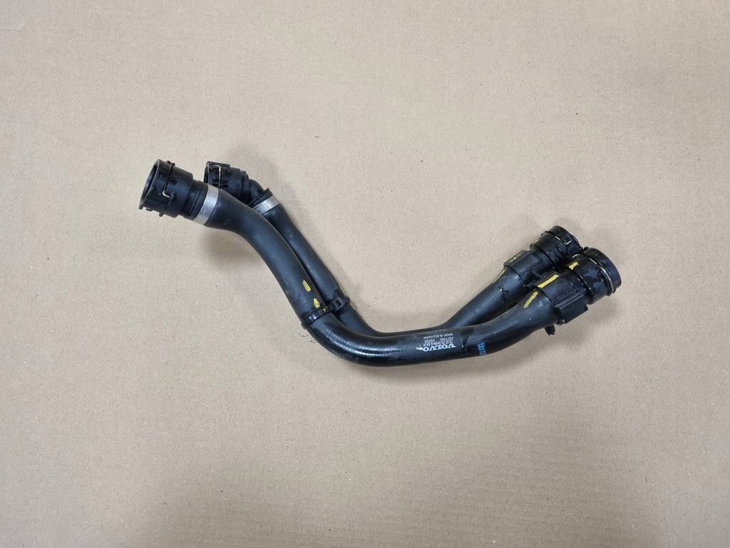 фото №1, Volvo c40 xc40 шланг wąż wody 32339492