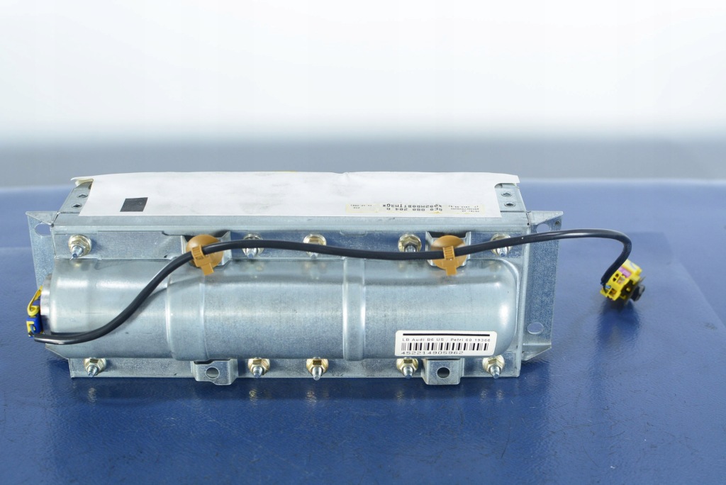 фото №3, Audi a4 b6 подушка безопасности подушка пассажира 8e0880204a