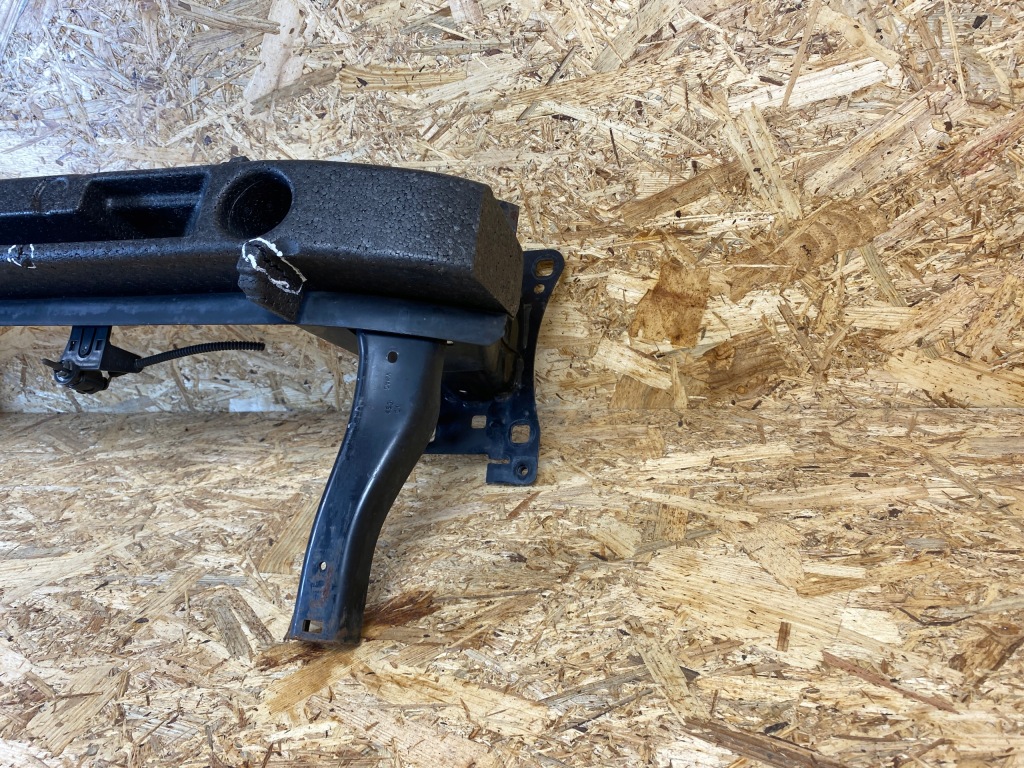 Балка бампера перед передняя абсорбер vw golf vii 5g0807930 2012- с Разборки