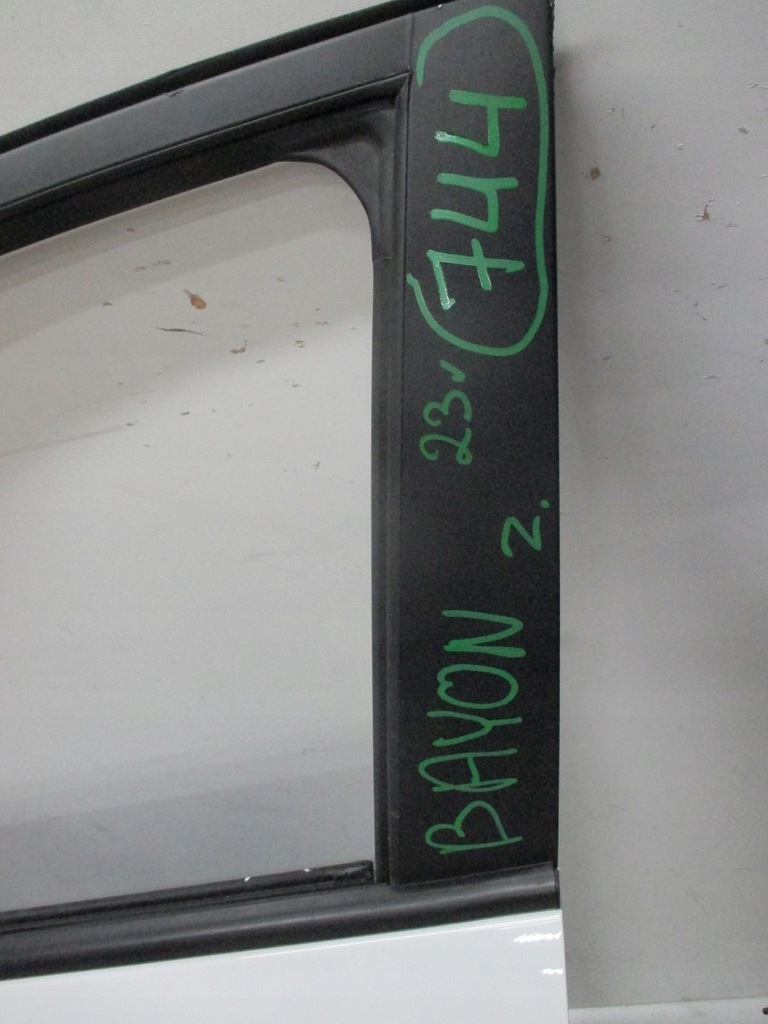 фото №7, Дверь левая передние hyundai bayon 23r