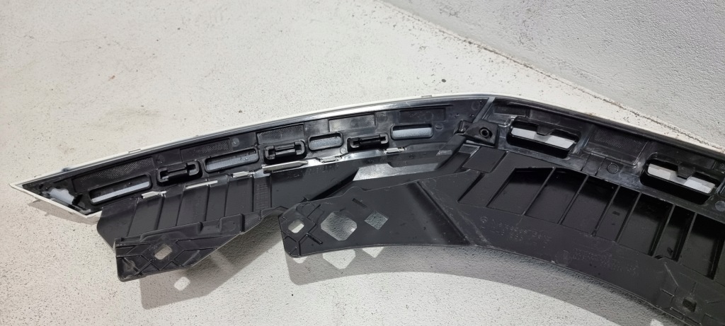 фото №12, Накладка бампер перед mercedes eqa w243