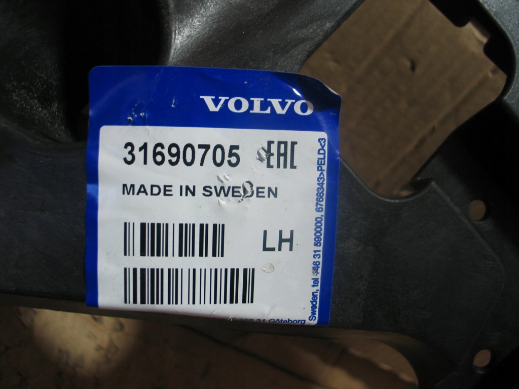 Направляющая кронштейн бампера левый задняя volvo c40 xc40 31690705 Цена