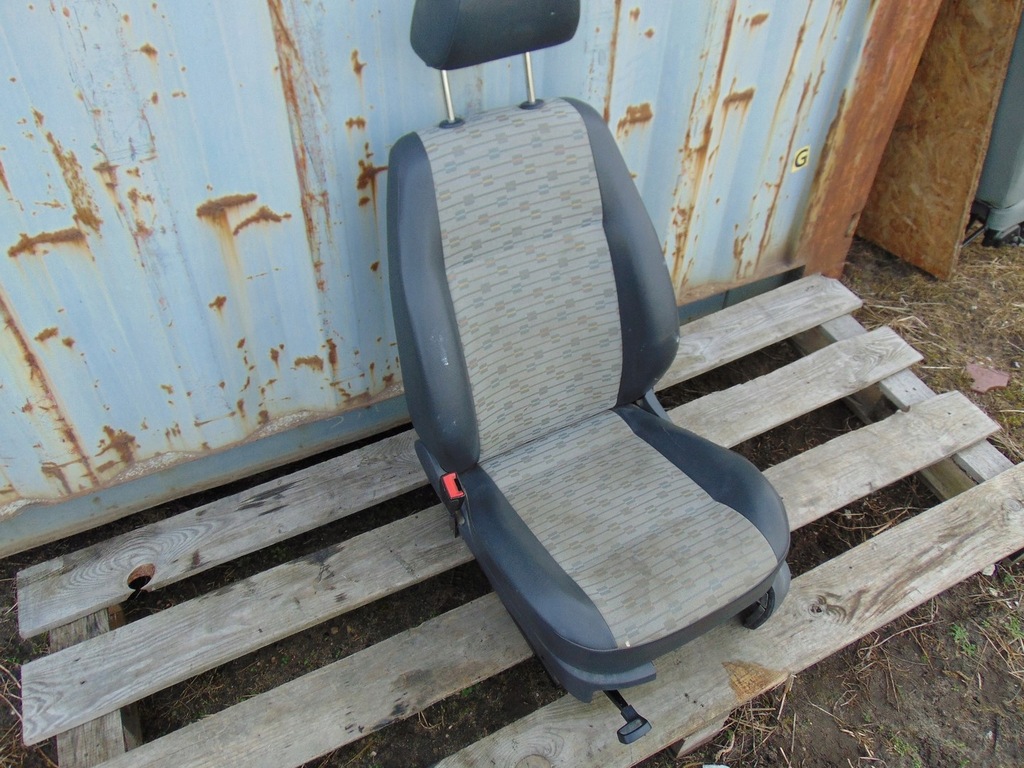 фото №5, Сидіння лівий перед водія vw caddy iii lift 2010-2015
