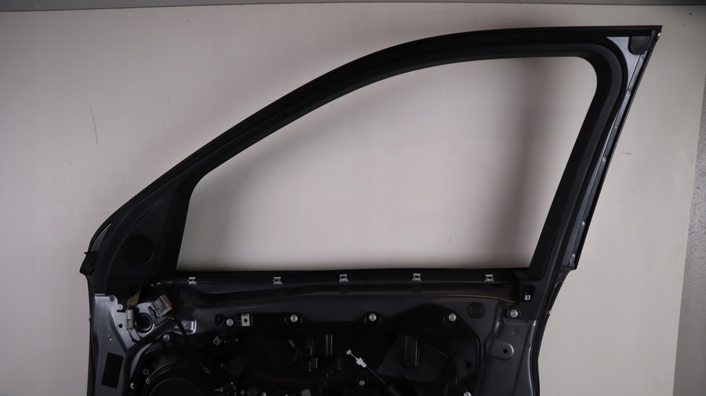 фото №15, Land rover discovery sport l550 дверь правое перед lrc 873