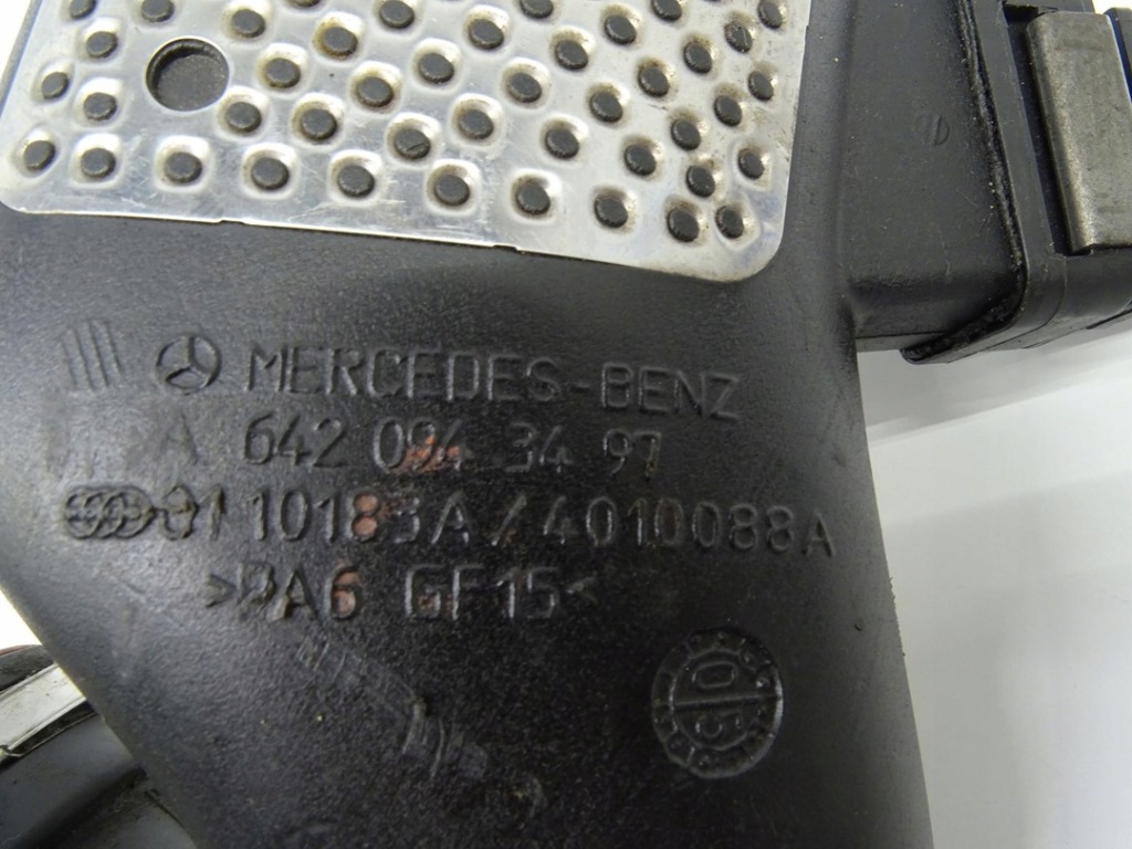 Mercedes 3.0 cdi труба воздухозаборник воздуха a6420943497 расходомер в Украине