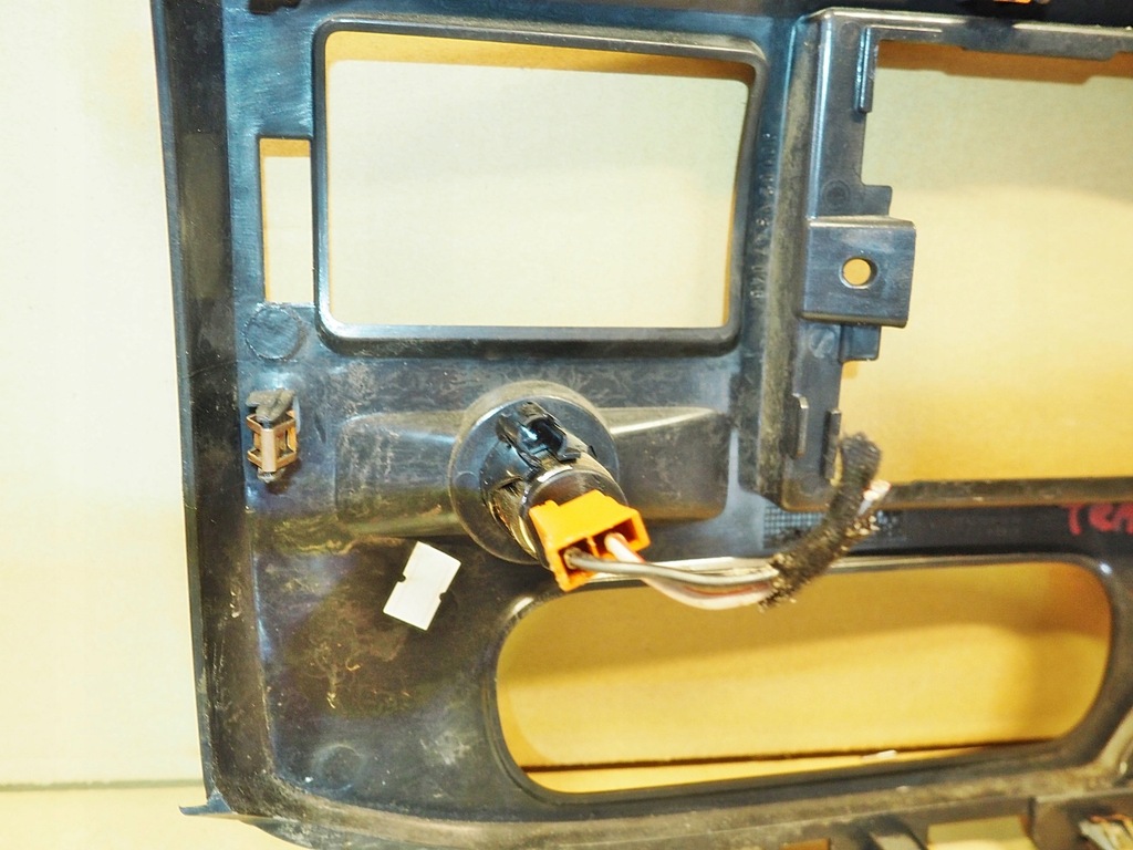 фото №3, Ford transit 2007-13 рамка радио panela консоли защита решётка середина