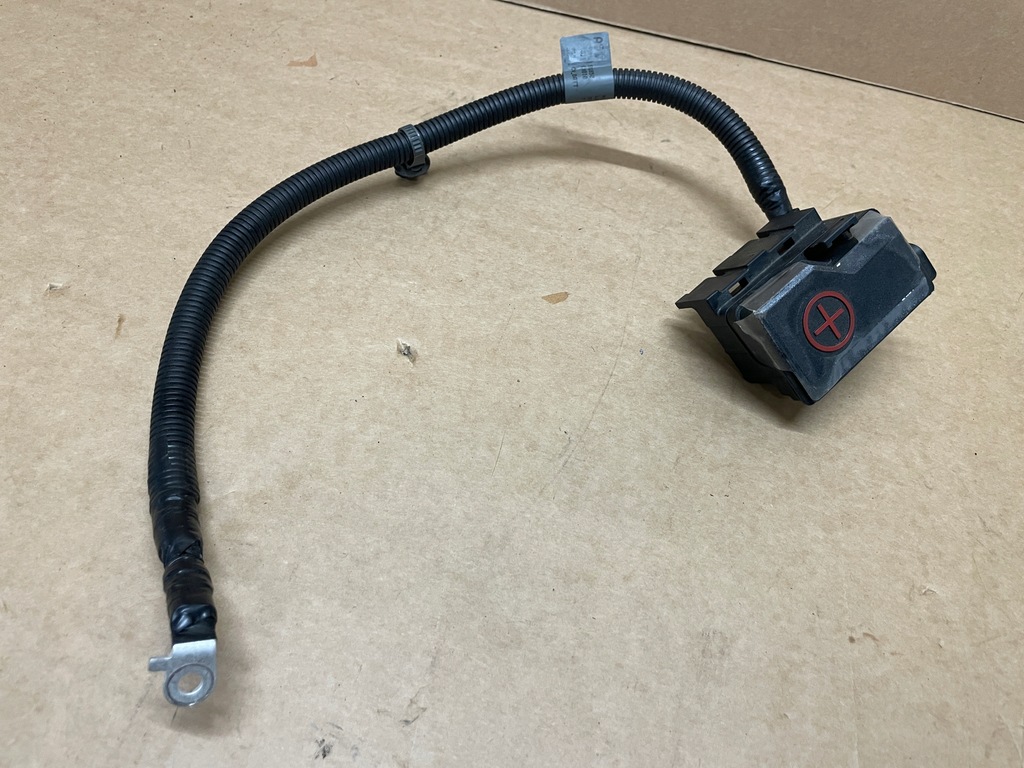 фото №1, Kia ev6 клема плюсова 91850-cv010