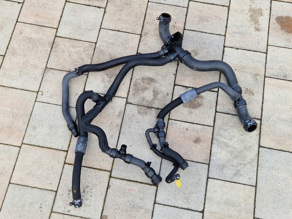 фото №1, Renault master iv 4 wąż шланг труба шланги wody 215037444r новий оригінал