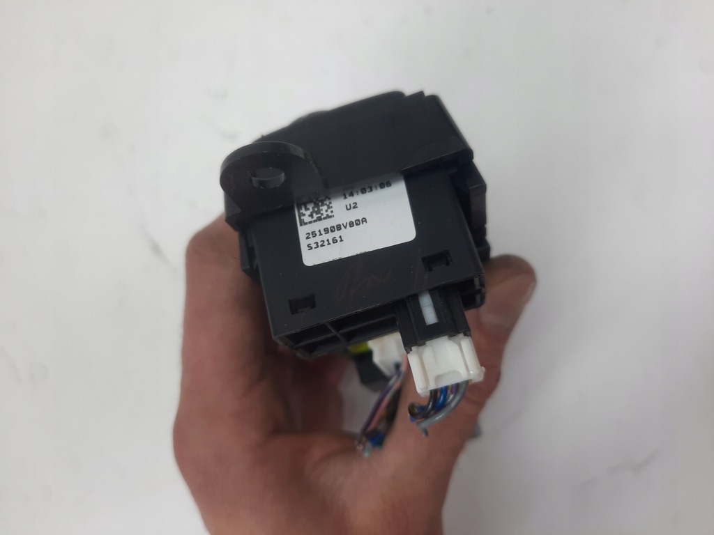 фото №9, Nissan juke i lift переключатель зеркал 25190bv80a