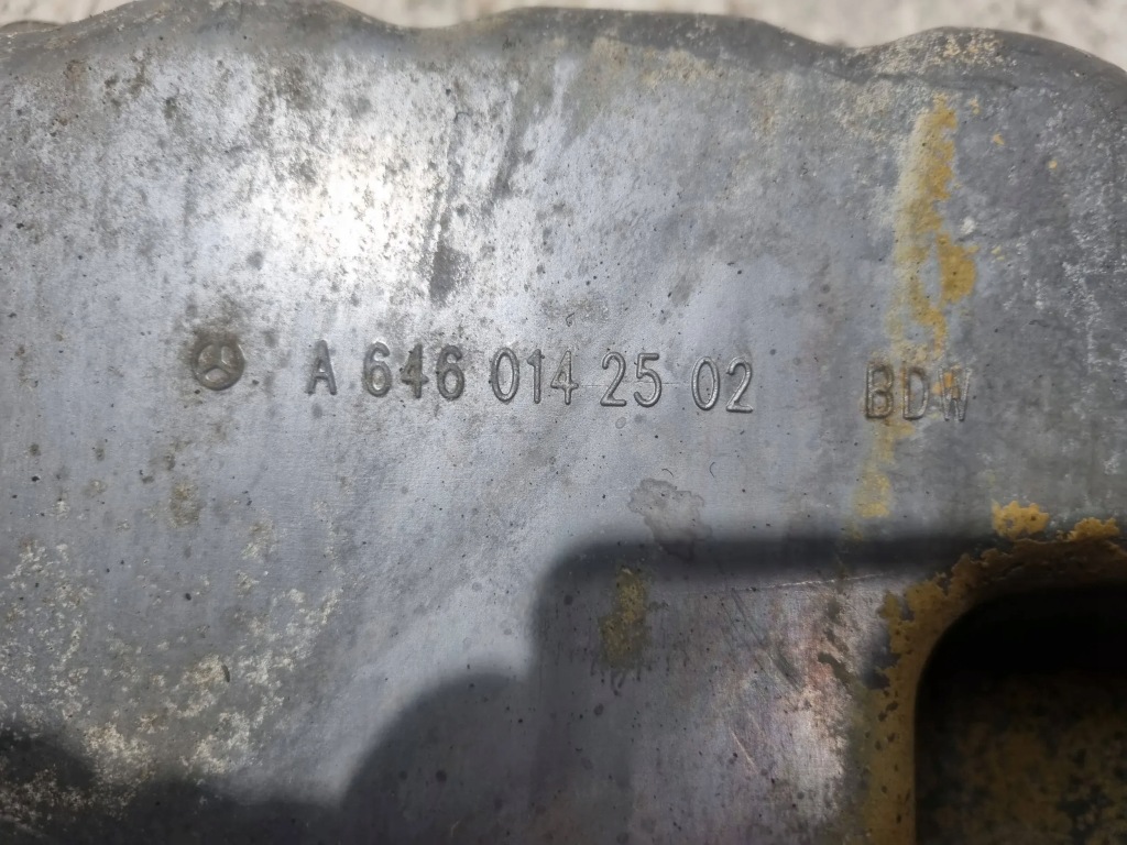 Піддон масляна датчик a6460142502 mercedes vito w639 2.2 cdi в Україні